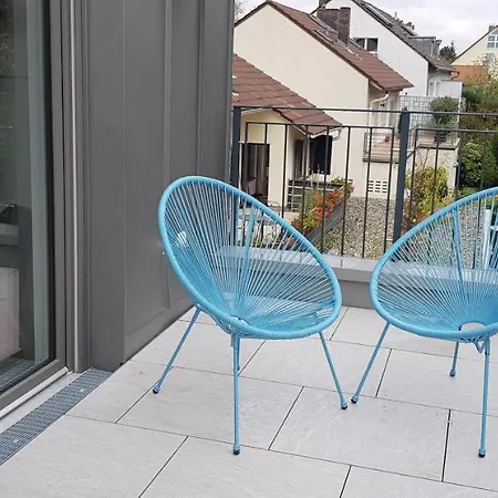 アパート Fantastic Penthouse-apartment 72 Sqm 10min To Messe フランクフルト